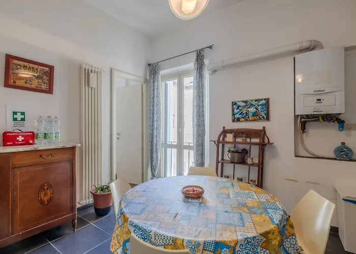 Turati Guest House